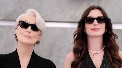 La producción estaría ajustando detalles para cumplir con las condiciones de las protagonistas,Meryl Streep y Anne Hathaway.