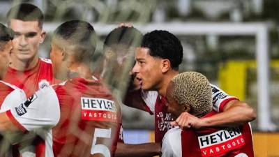 El fútbol mundial está de luto tras la repentina muerte de futbolista que impacta en las redes sociales.