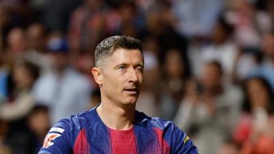 Bombazo en España: el delantero polaco Robert Lewandowski podría dejar las filas del FC Barcelona en un par de semanas.