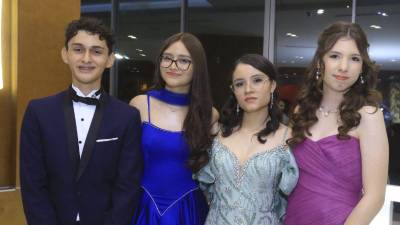 Luis Mejía, Viviana Calderón, Natalia Servellón y Emma Fiallos