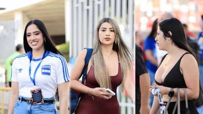 Ellas son las hermosas chicas que engalanan el partido entre Costa Rica y Honduras en San José por la última jornada e las eliminatorias de Concacaf para el Mundial 2026.