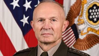 Fotografía tomada de la cuenta oficial en la red social X @9hvxim que muestra al jefe del Estado Mayor de Estados Unidos, Randy George.