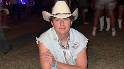 El reconocido creador de contenido en la plataforma TikTok, Tucker Genal, fue hallado muerto en su residencia de Los Ángeles el pasado 11 de diciembre. Tenía 31 años.