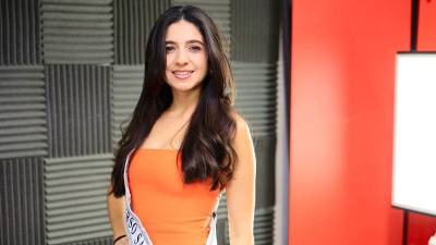 Con la mirada puesta en sus metas, Claudia Canahuati está convencida de que el verdadero triunfo consiste en inspirar a otras personas a perseguir sus metas con disciplina, autenticidad y la valentía de creer en sí mismas.