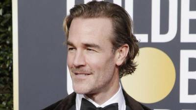 La semana pasada, el mundo del entretenimiento se vistió de luto tras la partida de James Van Der Beek, recordado por su papel en Dawson’s Creek. El actor falleció el 11 de febrero de 2026, a los 48 años, después de una dura batalla contra el cáncer colorrectal diagnosticado en 2023. James se unió a la lista de celebridades que, pese a su lucha, no lograron vencer al cáncer, y que vamos a recordar a continuación.