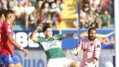 Messiniti fue un dolor de cabeza para la defensa del Olimpia.