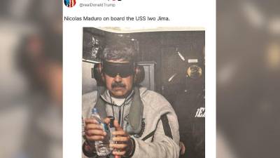 Fotografía tomada de la cuenta oficial @realDonaldTrump en Truth Social del presidente de Estados Unidos, Donald Trump, en la que se ve al presidente de Venezuela Nicolás Maduro, a bordo del USS Iowa Jima.