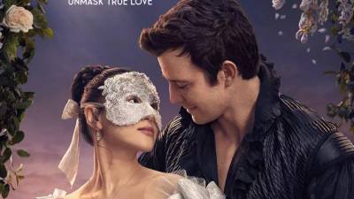 La espera terminó para los seguidores de una de las producciones más exitosas de Netflix. “Bridgerton” regresa hoy con su cuarta temporada, una entrega que promete renovar el romance, los secretos y los bailes fastuosos que han definido a la serie, ahora centrados en la historia de Benedict Bridgerton.