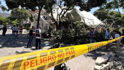 Tras el terremoto de magnitud 7,4 que sacudió Colombia, Mariela García emprendió la búsqueda de su hijo, estudiante de último año de la Universidad Santiago de Cali. Su preocupación aumentó al llegar hasta la vivienda donde se encontraba el joven y encontrarla reducida a escombros.
