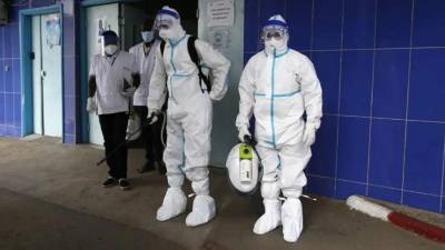 La Organización Mundial de la Salud (OMS) informó el domingo 17 de mayo que el brote de ébola en la República Democrática del Congo y en Uganda.