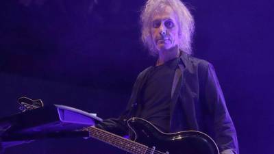 Fotografía de archivo del músico de la banda británica The Cure, Perry Bamonte, en Bogotá (Colombia).