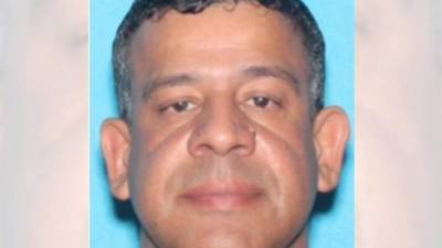 El Departamento de Seguridad Pública de Texas (DPS) tiene la mira en Ismael Arias, un hombre con violento historial que integra la lista de los fugitivos más buscados de noviembre. Sobre él pesa una orden de captura activa y una generosa recompensa. ¿Qué se sabe sobre su caso?