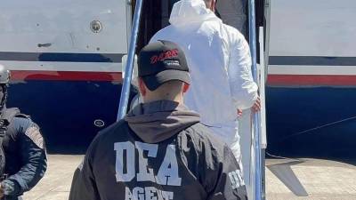 El Gobierno de Estados Unidos solicitó al Estado de Honduras la extradición de un nacional por dos delitos de narcotráfico, la primera petición tras la reactivación hace 19 días del tratado bilateral que el país centroamericano mantuvo suspendido desde agosto de 2024, informó este jueves una fuente judicial.