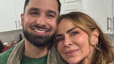 La actriz y conductora cubana Aylín Mujica compartió un emotivo mensaje en sus redes sociales para despedir a su hijo Mauro Menéndez, quien falleció recientemente a los 31 años. Con palabras llenas de amor y profundo dolor, la artista expresó el difícil momento que atraviesa tras la pérdida de quien describió como uno de los grandes pilares de su vida.