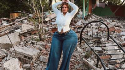 La modelo e influencer panameña Gracie Bon continúa con la entrega de ayuda a las familias afectadas por el terremoto que sacudió Panamá el pasado 9 de octubre. Su iniciativa, que incluye la distribución de productos de primera necesidad, también ha generado debate en redes sociales después de que compartiera fotografías suyas entre los escombros.