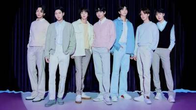 La decisión de BTS de no presentar su música para consideración en los Premios Grammy 2027 sigue generando repercusiones dentro de la industria musical. Harvey Mason Jr., director ejecutivo de la Academia de la Grabación, reaccionó públicamente al anuncio de la agrupación surcoreana y reconoció que la noticia le produjo decepción, aunque aseguró comprender la postura de los artistas.
