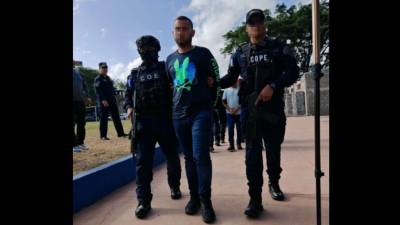 Las autoridades de Honduras incautaron ayer jueves más de una tonelada de cocaína oculta en un camión cisterna en el norte del país, que se suma a otros 520 kilos que fueron interceptados el jueves en el departamento de El Paraíso, en el este, fronterizo con Nicaragua.