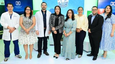 Obed Cardona, Tania Corona, Edgardo Iraheta, Karla Estévez, Glenda Estrada, Alejandra Vallecillo, Josías Guzmán y Jacqueline Molina