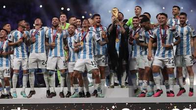 La Selección Argentina, vigente campeona del mundo, podría verse afectada con quedar afuera del Mundial United 2026, si la FIFA así lo decide, por el escándalo que se vive con la AFA (Asociación del Fútbol Argentino). Un hecho sin precedentes.