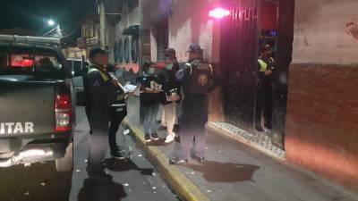 Personal de la Cicesct en las calles de Tegucigalpa.