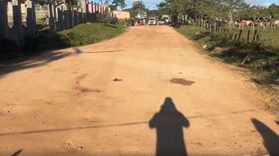 Ambos cuerpos fueron localizados en una calle cercana a un hotel de la zona.