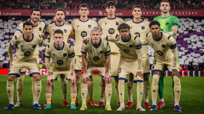 Bombazo: Diario Sport de España revela que dos jugadores del cuadro culén serán vendidos de cara a la próxima campaña.