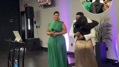 El profeta Israel Ford y su primera esposa, la profetisa Lydia Ford, líderes de la Iglesia LifeWorks en Wickliffe, Ohio, presentaron a su segunda esposa, la ministra Shakayla Ford, a su congregación.