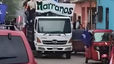El grupo de los Marranos se dio a conocer una semana antes de las elecciones generales luego de la tragedia que dejó a ocho de sus miembros muertos tras un accidente vial que se registró tras un mitin político en San José de Colinas en Santa Bárbara.