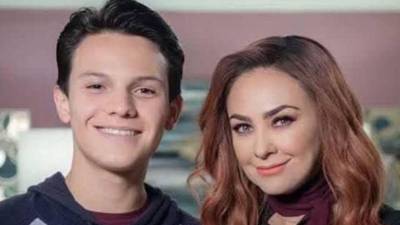 El hijo mayor de la expareja está siguiendo sus pasos en el mundo del entretenimiento.