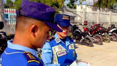 La renovación del permiso de conducir en Honduras ya puede realizarse en línea, una alternativa que busca reducir filas y agilizar el trámite. La Dirección Nacional de Vialidad y Transporte (DNVT) habilitó esta modalidad para facilitar el acceso.