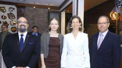 Dieter Fertsch, Stefanie Hanf, Daniela Vogl y Rafael Delgado