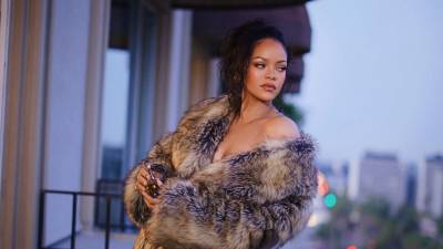 El entorno familiar de <b>Rihanna</b> podría incorporar un nuevo integrante próximamente. La artista, reconocida mundialmente tanto por su música como por su faceta empresarial, avivó rumores sobre la posibilidad de tener cuatro hijos tras un comentario espontáneo en la publicación de una influencer en Instagram.