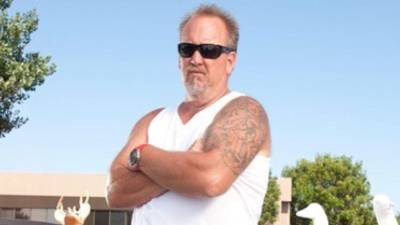 La Oficina Forense del Condado de Mohave, en Arizona, confirmó que Darrell Sheets, conocido por su participación en el programa de telerrealidad Storage Wars (¿Quién da más?), murió por suicidio en su domicilio el pasado 22 de abril.