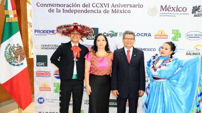 Santiago Mateos Cibrián, titular del Consulado de México en San Pedro Sula, destacó la participación de mujeres y hombres en la gesta independentista.