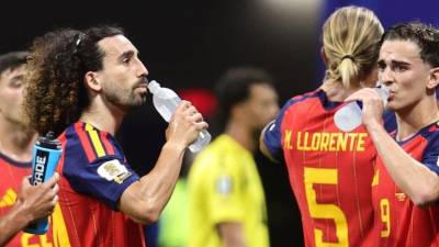 Jugar bajo condiciones de calor extremo puede provocar una rápida pérdida de líquidos y favorecer la deshidratación.