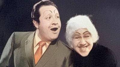 El mundo del entretenimiento mexicano vuelve la mirada hacia uno de los dúos más emblemáticos de la comedia nacional: “Los Polivoces”, cuya historia artística, éxito y separación siguen generando interés incluso tras el reciente fallecimiento de Eduardo Manzano, uno de sus integrantes.