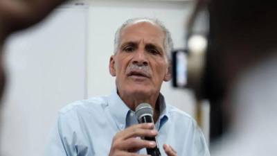 Nasry 'Tito' Asfura asumirá este martes como presidente de Honduras tras un proceso electoral marcado por la tensión política, el apoyo a su candidatura del mandatario estadounidense, Donald Trump, y un retraso de un mes en la proclamación de los resultados oficiales, rechazados por el Gobierno saliente de Xiomara Castro. Estas son las claves para entender el complejo proceso que desembocó en la formación del nuevo Gobierno: