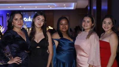 ASI Network es una empresa proveedora de servicios de telecomunicaciones con 16 años de existencia en el mercado hondureño. Su celebración marca el cierre del 2025 bajo los principios de compañerismo y gratitud.