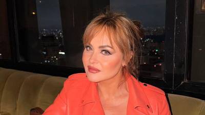 La actriz Gaby Spanic protagoniza una nueva controversia mediática tras pronunciarse en contra de una revista de espectáculos que difundió señalamientos sobre un supuesto abuso de procedimientos estéticos, los cuales ella rechazó de forma categórica.