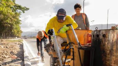 Los trabajos en el tramo de norte a sur del segundo anillo de San Pedro Sula están llegando a su final y, aunque en un inicio se manejaba que el jueves se inaugurarían, ha habido un cambio de última hora.