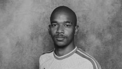 El mundo del fútbol amaneció de luto luego de confirmarse la trágica noticia sobre la muerte del jugador Jayden Adams de Sudáfrica.