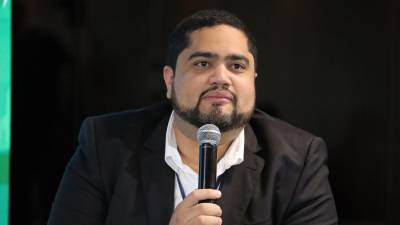 José Carlos Cardona, exministro de la Secretaría de Desarrollo Social (Sedesol), que dejó su cargo este año en medio del escándalo por supuesta corrupción en esa entidad, en un caso que también involucró a la congresista Isis Cuéllar (Libre), se refirió en las últimas horas a conversaciones y consejos que daba a ministros, viceministros y otros funcionarios de la administración de la presidenta Xiomara Castro.