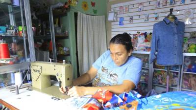 San Pedro Sula se caracteriza por su dinamismo emprendedor. La historia de Marbeli Martínez demuestra cómo una habilidad aprendida desde casa puede convertirse en una oportunidad para crear un negocio propio.
