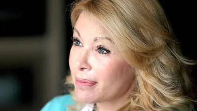 Hoy 23 de abril, Aguas Santas Ocaña Navarro cumple 63 años, una figura que trascendió el ámbito político y dejó una huella en Honduras.