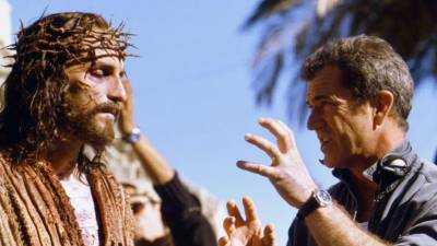 Casi dos décadas después del impacto global de La Pasión de Cristo, el director Mel Gibson se prepara para regresar a la gran pantalla con una ambiciosa secuela que promete ampliar el universo narrativo de la historia bíblica.