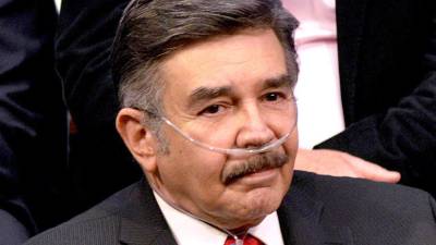 El reconocido actor y comediante mexicano Jorge Ortiz de Pinedo atraviesa una etapa compleja en su vida marcada por la lucha contra la Enfermedad Pulmonar Obstructiva Crónica (EPOC), un padecimiento que ha impactado significativamente su salud en los últimos años.