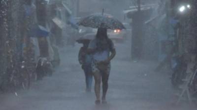La Comisión Permanente de Contingencias (Copeco) informó este martes que el país experimentará condiciones mayormente secas y cálidas durante la semana, pero advirtió que una vaguada ingresará al territorio nacional el fin de semana, provocando lluvias aisladas en algunas regiones.