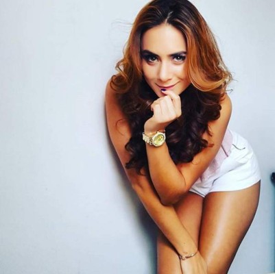 Johanna Fadul enciede las redes con sexys fotografías