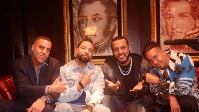 Aventura es una agrupación estadounidense de origen dominicano de bachata y son considerados como uno de los grupos latinos más influyentes de todos los tiempos.