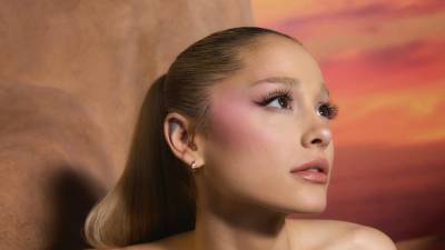 La cantante Ariana Grande también será presentadora en los Premios Óscar 2024.
